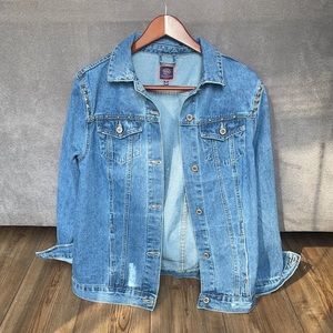 Women’s Boom boom Jean jacket size small